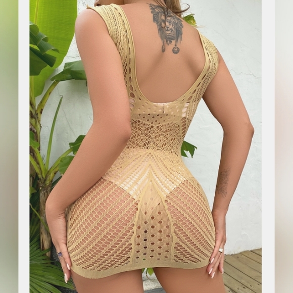 Lux Hollow Out Nude Dress - Picture 3 of 3